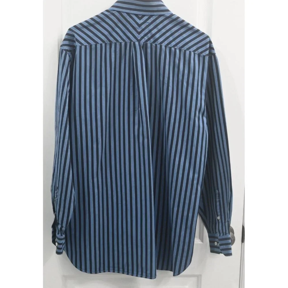 Tommy Hilfiger Men's Dress Shirt Size Medium - Picture 2 of 2